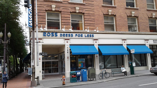 Clothing Store «Ross Dress for Less», reviews and photos, 700 SW 3rd Ave, Portland, OR 97204, USA