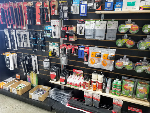 Bicycle Store «Bicycle Centres of Everett», reviews and photos, 4707 Evergreen Way, Everett, WA 98203, USA