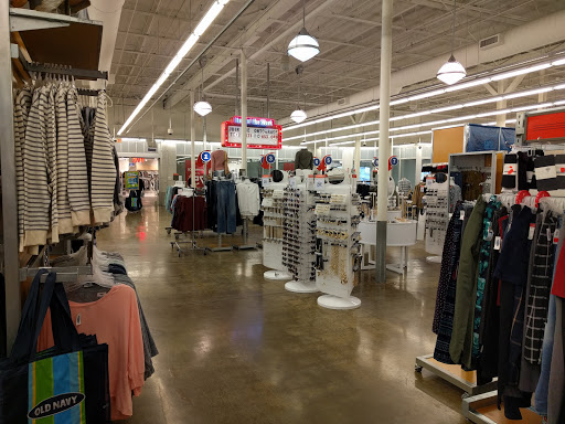 Clothing Store «Old Navy», reviews and photos, 32387 Gratiot Ave, Roseville, MI 48066, USA