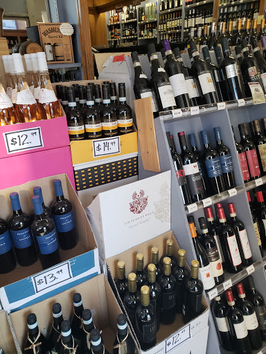 Liquor Store «Katonah Wine & Liquor Store», reviews and photos, 120 Katonah Ave, Katonah, NY 10536, USA