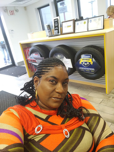 Auto Repair Shop «Meineke Car Care Center», reviews and photos, 3723 Charlestown Rd, New Albany, IN 47150, USA