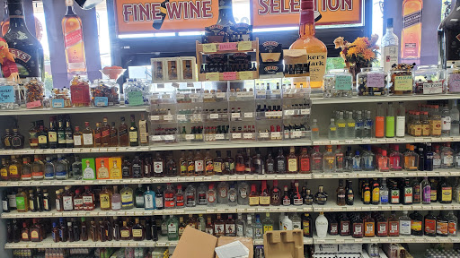 Liquor Store «Ives Road Wine & Spirits», reviews and photos, 20 Ives Rd # 103A, Wallingford, CT 06492, USA