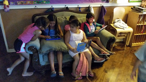 Day Care Center «Penny & Peggy Nairn 24 Hour Childcare, Inc», reviews and photos, 9213 N Columbus Ave, North Hills, CA 91343, USA