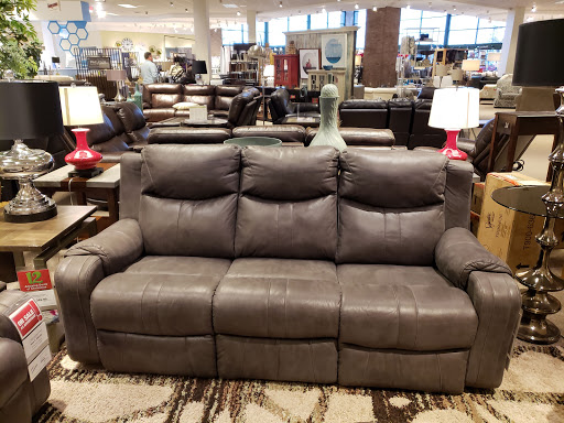 Furniture Store «Art Van Furniture - Chesterfield», reviews and photos, 50400 Gratiot Ave, Chesterfield, MI 48051, USA
