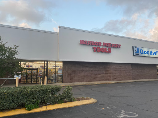 Hardware Store «Harbor Freight Tools», reviews and photos, 2 E 9 Mile Rd #6, Pensacola, FL 32534, USA