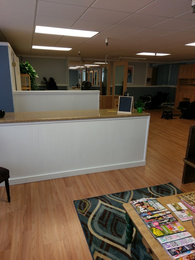 The Corner Salon Leominster, MA 01453 Services and Reviews