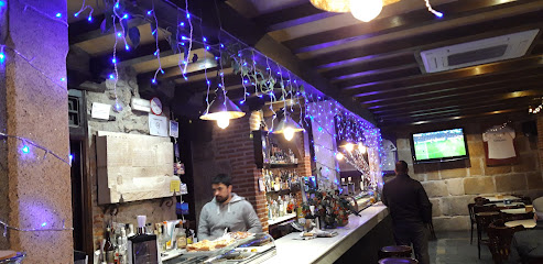 Bar La villa - C. San Miguel, 14, 37100 Ledesma, Salamanca, Spain