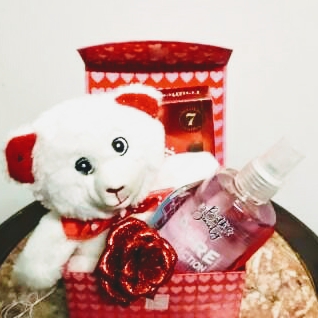 Florist «Rialto Florist», reviews and photos, 114 S Riverside Ave, Rialto, CA 92376, USA