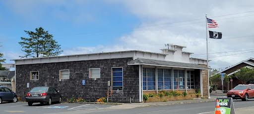 Tobacco Shop «Herb-N-Legend Smoke Shop», reviews and photos, 511 Pacific Ave, Long Beach, WA 98631, USA