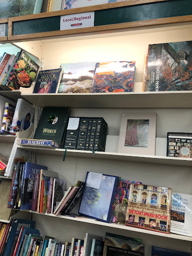 Thrift Store «Four Seasons Hospice Home Store», reviews and photos