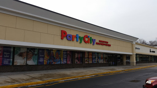 Shopping Mall «Crossroads Shopping Center», reviews and photos, 409 Tarrytown Rd, White Plains, NY 10607, USA