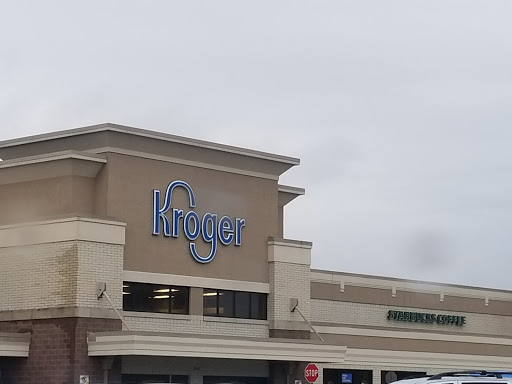 Shopping Mall «Poplar Plaza Shopping Center», reviews and photos, 3440 Poplar Ave, Memphis, TN 38111, USA