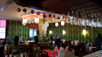 Atmosphère du Restaurant asiatique Restaurant Le Pacifique La Pomme 金蕟楼 特色中餐 à Marseille - n°16