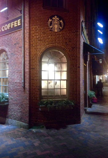 Coffee Shop «Starbucks», reviews and photos, 23 Market Square, Newburyport, MA 01950, USA