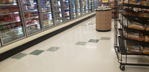 Grocery Store «Stop & Shop», reviews and photos, 700 Pleasant St, Watertown, MA 02472, USA