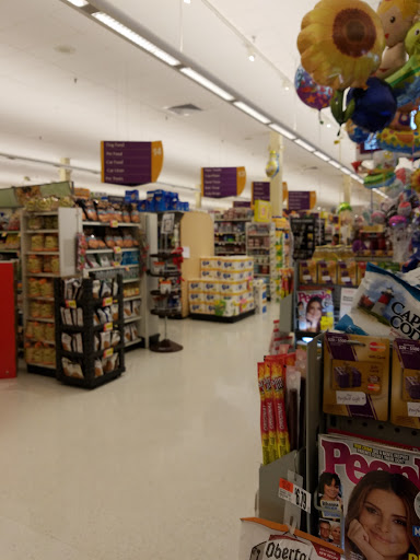 Grocery Store «Giant Food», reviews and photos, 10400 Old Georgetown Rd, Bethesda, MD 20814, USA