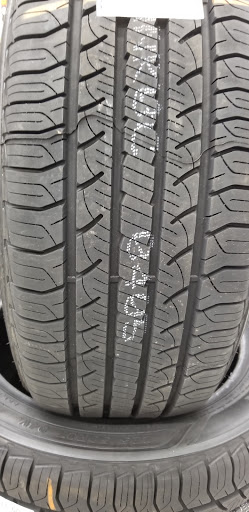 Tire Shop «Walmart Tires & Auto Parts», reviews and photos, 9451 Dunkirk Ln N, Maple Grove, MN 55311, USA