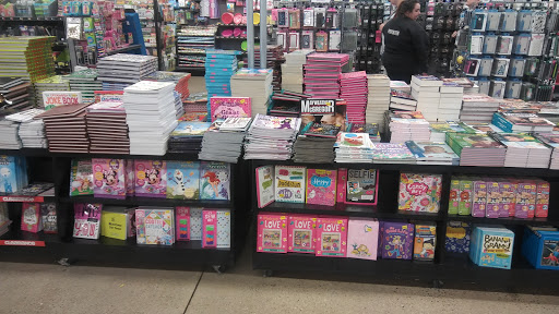 Variety Store «Five Below», reviews and photos, 14215 Hall Rd, Shelby Charter Township, MI 48315, USA