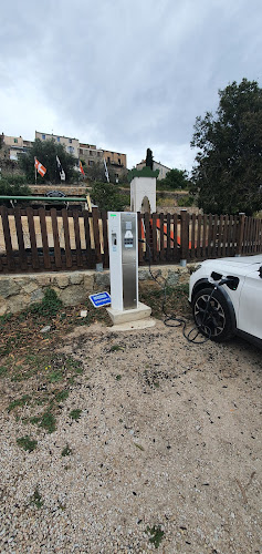 Station de recharge pour véhicules électriques à Sant'Antonino