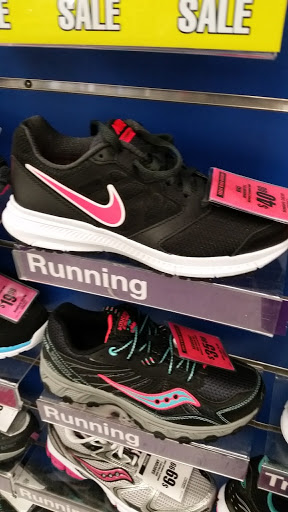 Sporting Goods Store «Big 5 Sporting Goods», reviews and photos, 8990 Knott Ave, Buena Park, CA 90620, USA