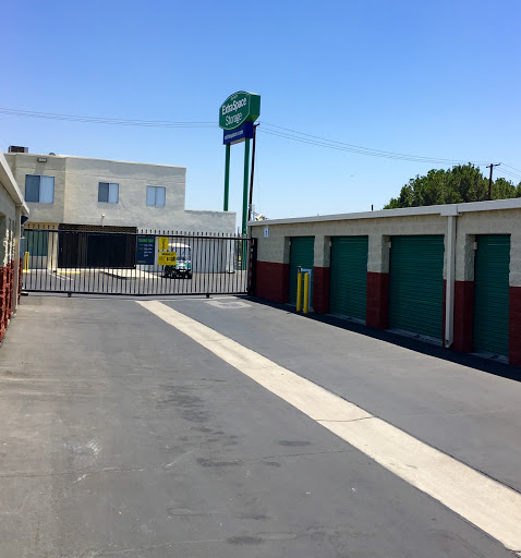 Storage Facility «Extra Space Storage», reviews and photos, 18500 Eddy St, Northridge, CA 91324, USA