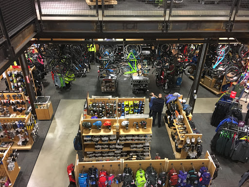 Camping Store «REI», reviews and photos, 3000 184th St SW #952, Lynnwood, WA 98037, USA