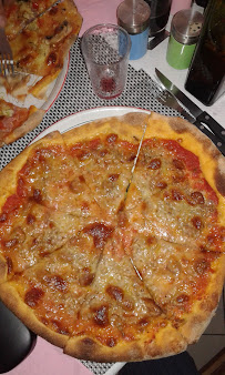 Pizza du Restaurant italien Chez Mario à Saintes-Maries-de-la-Mer - n°16