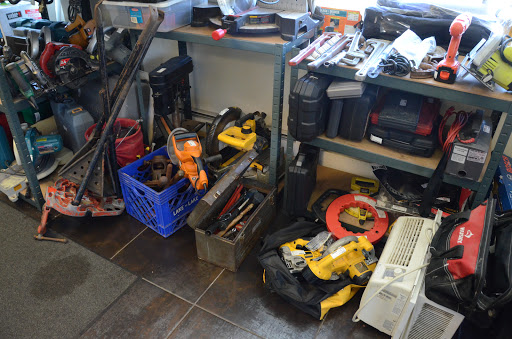 Pawn Shop «Sterling & Knight Jewelry & Pawn», reviews and photos, 109 E St Charles Rd, Villa Park, IL 60181, USA