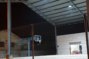 Basketball court Lima Kedai image