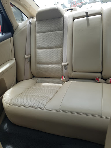 Grenier Suzuki, 1295 Carré Masson, Terrebonne, QC J6W 6J7, Canada, 