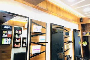 Amit Salon Hair & Beauty image