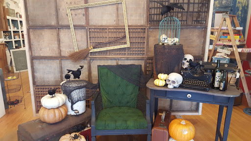 Used Furniture Store «knot too shabby», reviews and photos, 177 N Glendora Ave, Glendora, CA 91741, USA