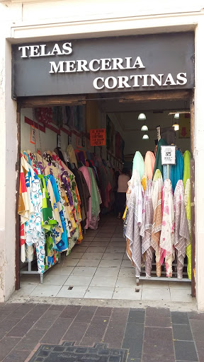 Telas & Cortinas