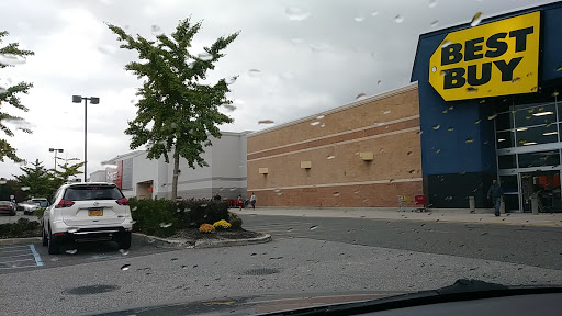 Electronics Store «Best Buy», reviews and photos, 261 Pond Path, South Setauket, NY 11720, USA