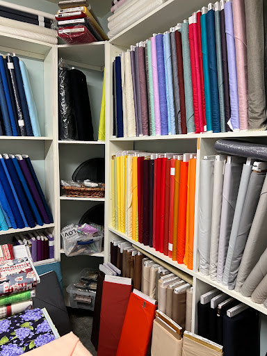 Fabric Store «Cuts & Bolts Fabrics», reviews and photos, 24 Washington St, Chillicothe, MO 64601, USA