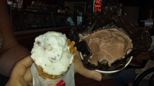 Ice Cream Shop «Marble Slab Creamery», reviews and photos, 15236 Crossroads Pkwy, Gulfport, MS 39503, USA