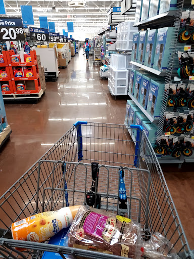 Department Store «Walmart Supercenter», reviews and photos, 4700 135th St, Crestwood, IL 60445, USA