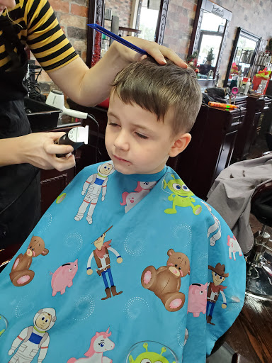 Beauty Salon «Reflections Hair Gallery and Spa», reviews and photos, 1717 FL-60, Valrico, FL 33594, USA