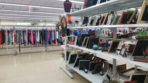Thrift Store «Savers», reviews and photos, 26 Golf Center, Hoffman Estates, IL 60195, USA
