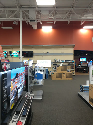 Electronics Store «Best Buy», reviews and photos, 315 N Weber Rd, Bolingbrook, IL 60490, USA