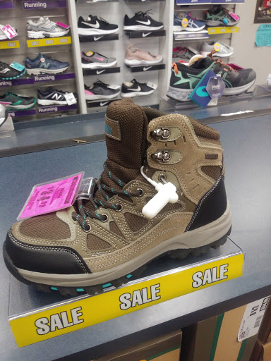 Sporting Goods Store «Big 5 Sporting Goods», reviews and photos, 1630 Mt Diablo Blvd, Walnut Creek, CA 94596, USA