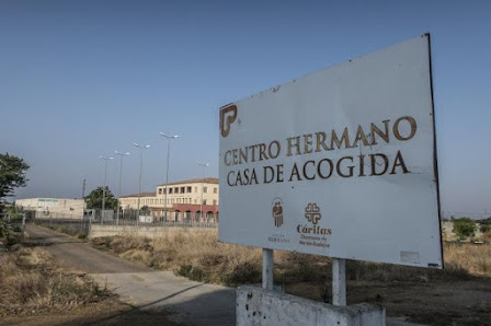 Centro Hermano C. Miguel Gómez Aguado, 35, 06011 Badajoz, España