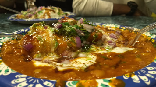 Indian Restaurant «Shan-e- Punjab Fresno (Indian Grocery ,Sweet,Snacks)», reviews and photos, 4715 W Shaw Ave #110, Fresno, CA 93722, USA