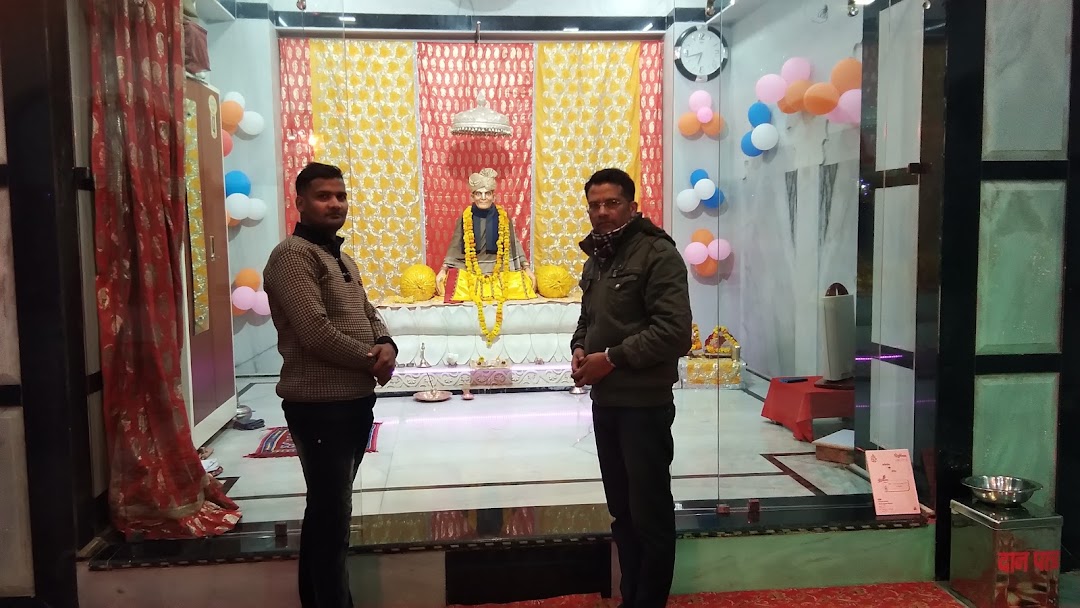 आचार्य दुष्यन्त चौबे