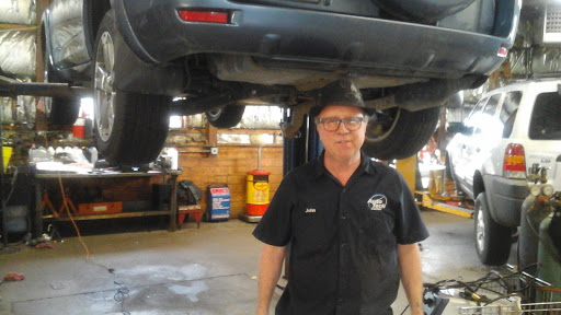 Auto Repair Shop «Auto Tech Center», reviews and photos, 213 Aprill Dr, Ann Arbor, MI 48103, USA