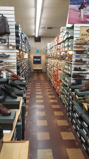 Shoe Store «Bob Jones Shoes», reviews and photos, 1914 Grand Blvd, Kansas City, MO 64108, USA