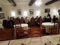 Atmosphère du Restaurant français Hostellerie des Marronniers à Pontailler-sur-Saône - n°14