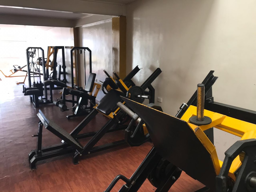 Gimnasio Gold Fitness