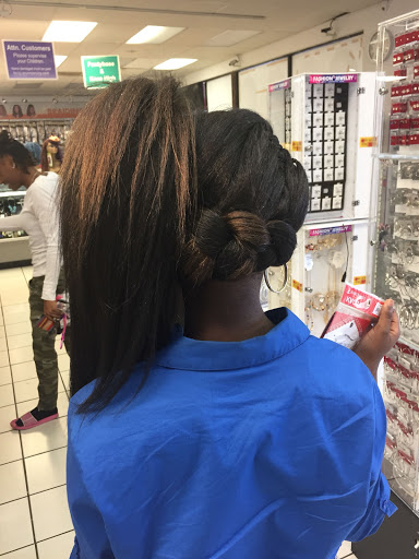 Beauty Supply Store «Diamond Beauty & Barber Supply», reviews and photos, 1967 S Military Hwy, Chesapeake, VA 23320, USA