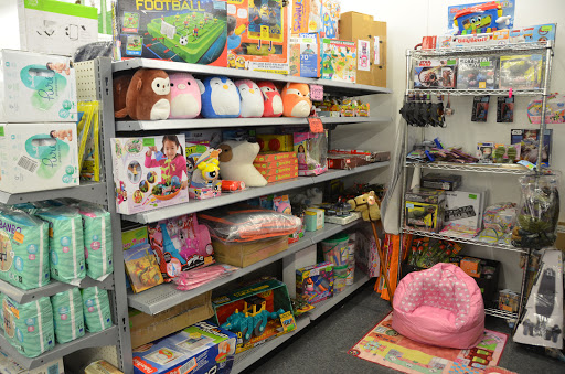 Home Goods Store «Yard Sale USA», reviews and photos, 562 Nissan Dr, Smyrna, TN 37167, USA